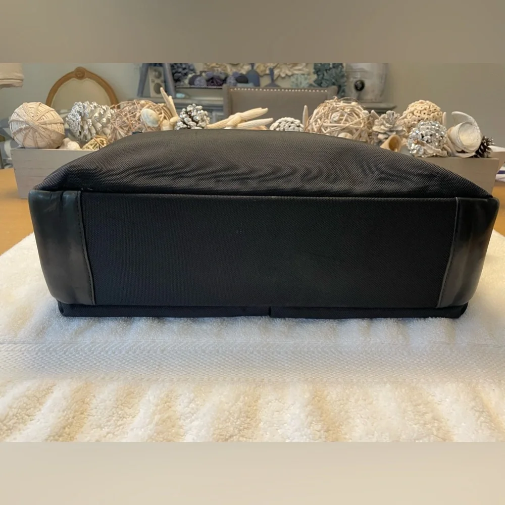 JACK GEORGES Leather Nylon Messenger Bag Black